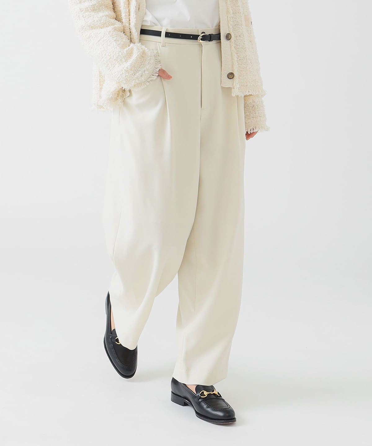ワイド ポケット タック パンツ(S M) パンツ WOMEN OFF WHITE M ワイド ポケット タック パンツ(S M) パンツ WOMEN OFF WHITE M