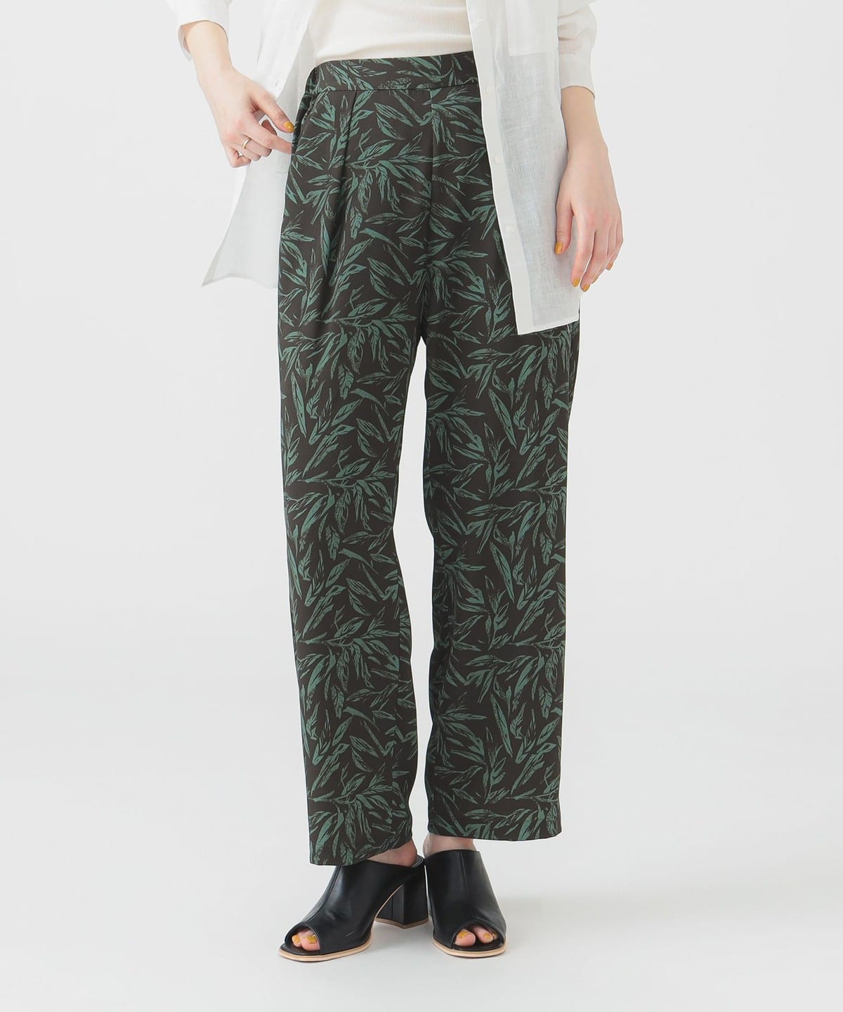 アソート柄 パンツ(S L) パンツ WOMEN GREEN leaf M アソート柄 パンツ(S L) パンツ WOMEN GREEN leaf M