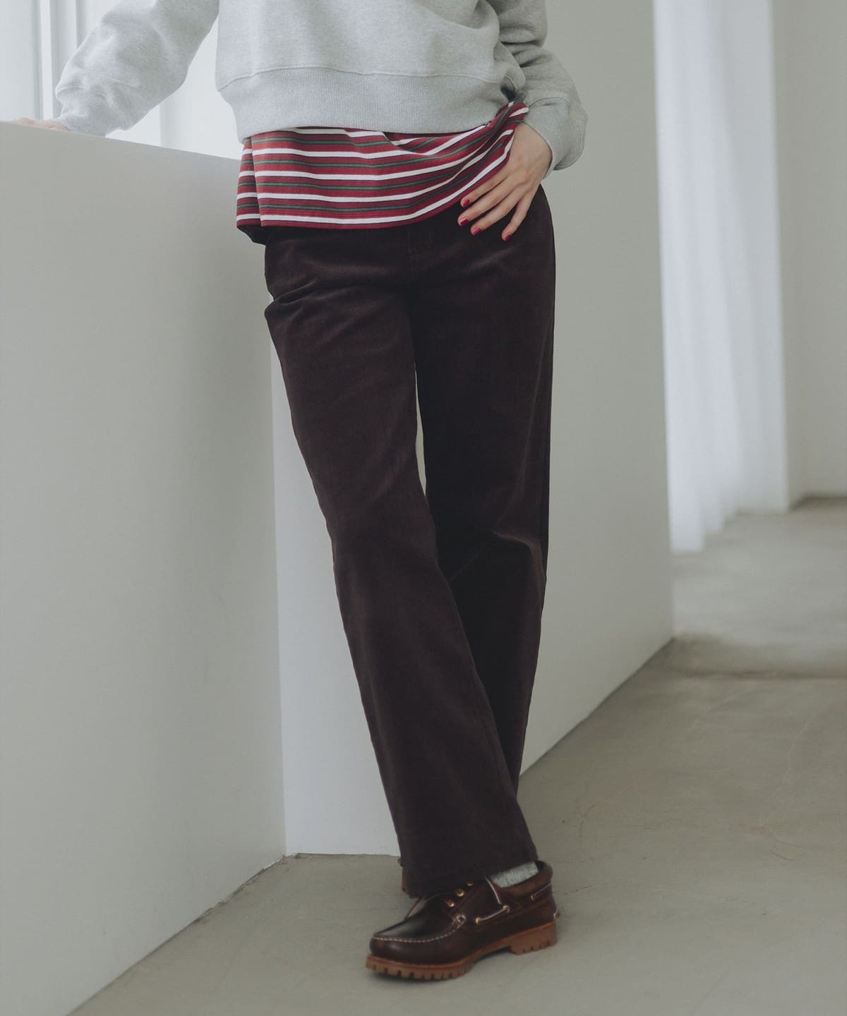 ストレッチ コーデュロイ パンツ(S L) パンツ WOMEN BROWN S ストレッチ コーデュロイ パンツ(S L) パンツ WOMEN BROWN S