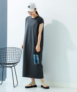ピグメント ノースリーブ ワンピース（S～M）