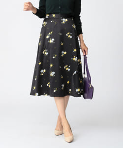 B:MING by BEAMS / フラワーサテン フレアスカート