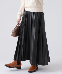 ▲B:MING by BEAMS / フェイクレザー プリーツスカート