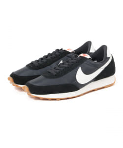 NIKE / デイブレイク