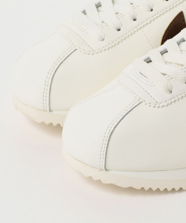NIKE ナイキ WMNS DUNK LOW SE ダンク WHITE/VARSITY PURPLE