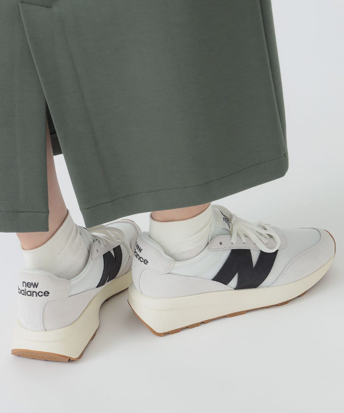 New Balance / U370(22.5 24.5cm) シューズ WOMEN WHITE 23.5 New Balance / U370(22.5 24.5cm) シューズ WOMEN WHITE 23.5
