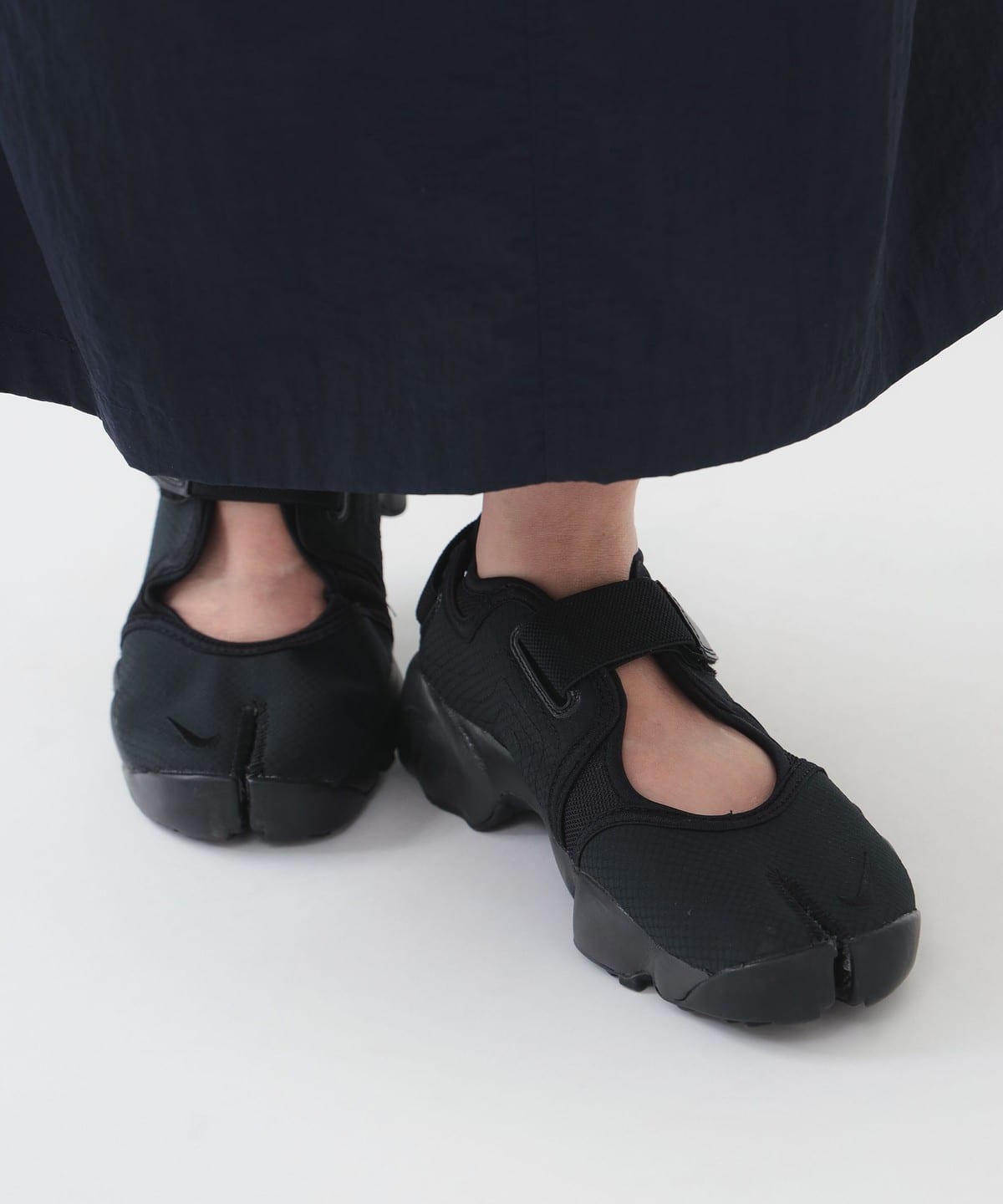 NIKE ナイキ / エアリフト ブリーズ(23 25cm)DN1338-004 シューズ WOMEN BLACK 23 NIKE ナイキ / エアリフト ブリーズ(23 25cm)DN1338-004 シューズ WOMEN BLACK 23