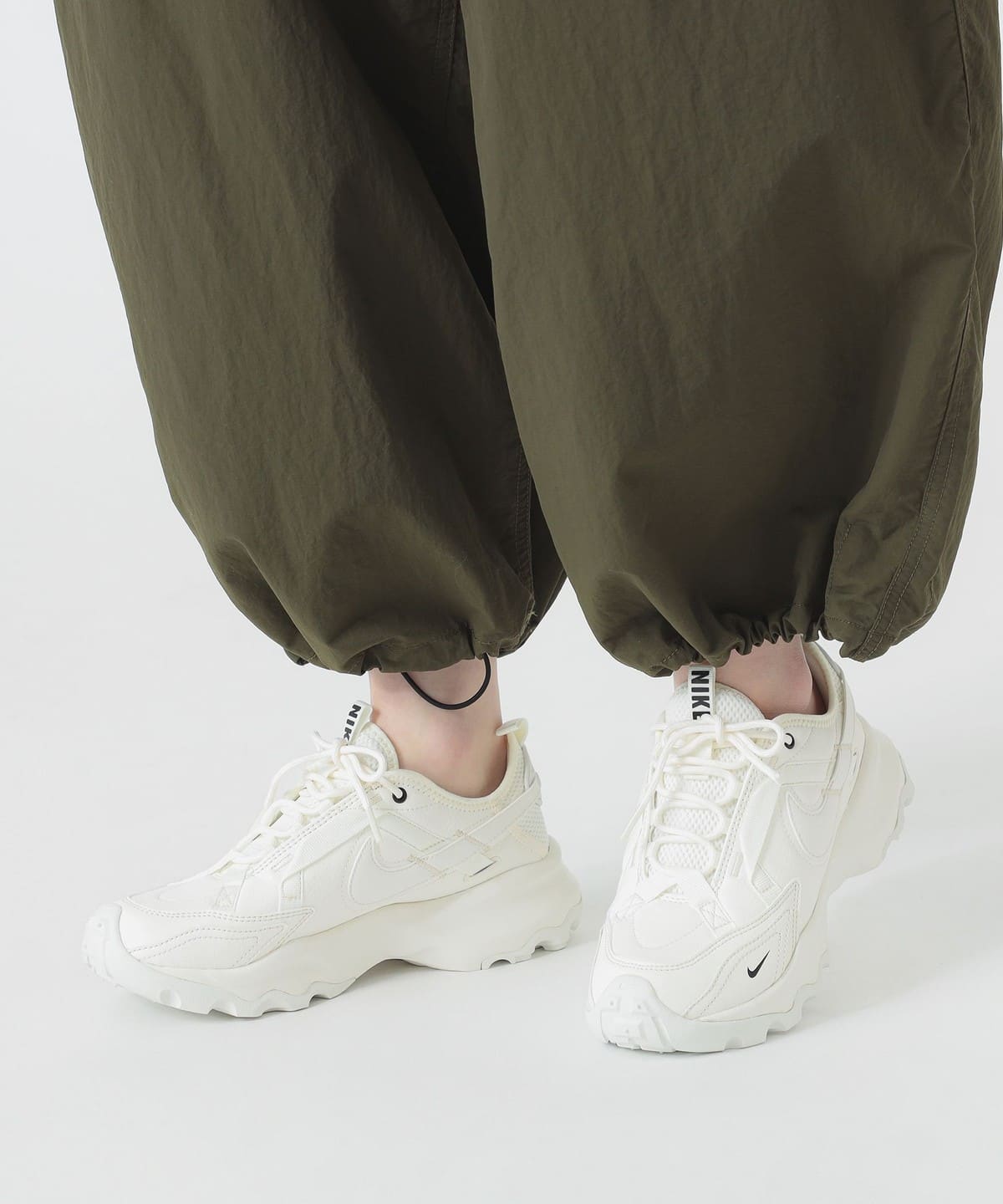 NIKE ナイキ / TC 7900(23 25cm) シューズ WOMEN SAIL 24 NIKE ナイキ / TC 7900(23 25cm) シューズ WOMEN SAIL 24