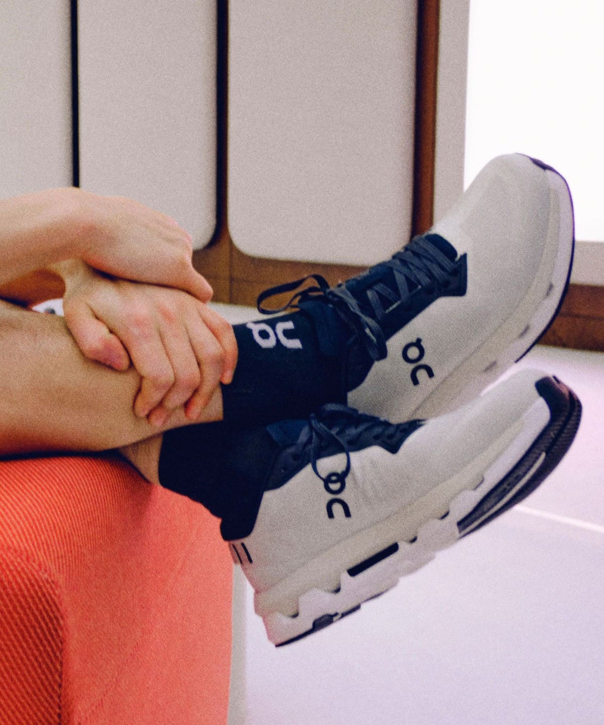 On オン / Cloudzone(23 25cm)3WF10071926 シューズ WOMEN Ice/Black 24.5(US 7.5) On オン / Cloudzone(23 25cm)3WF10071926 シューズ WOMEN Ice/Black 24.5(US 7.5)