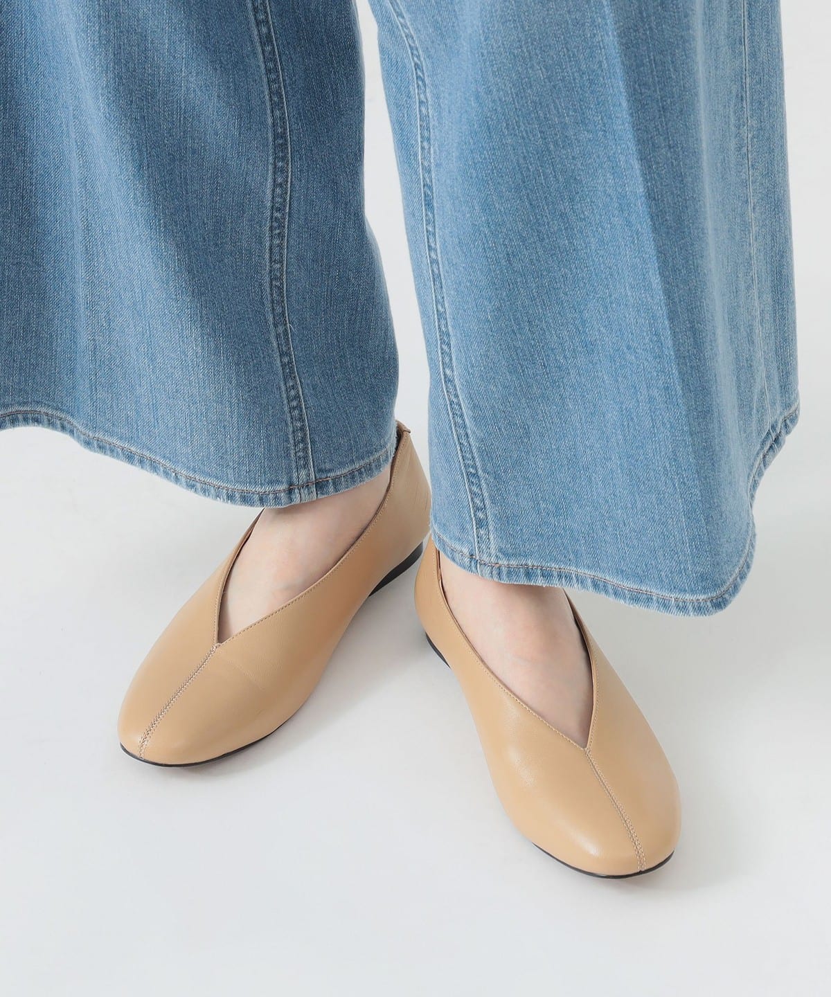 REMME レメ / Vカット パンプス(23.5cm 24.5cm) シューズ WOMEN LIGHT BEIGE 39 REMME レメ / Vカット パンプス(23.5cm 24.5cm) シューズ WOMEN LIGHT BEIGE 39