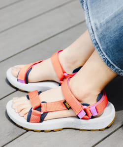 teva サンダル beams 安い