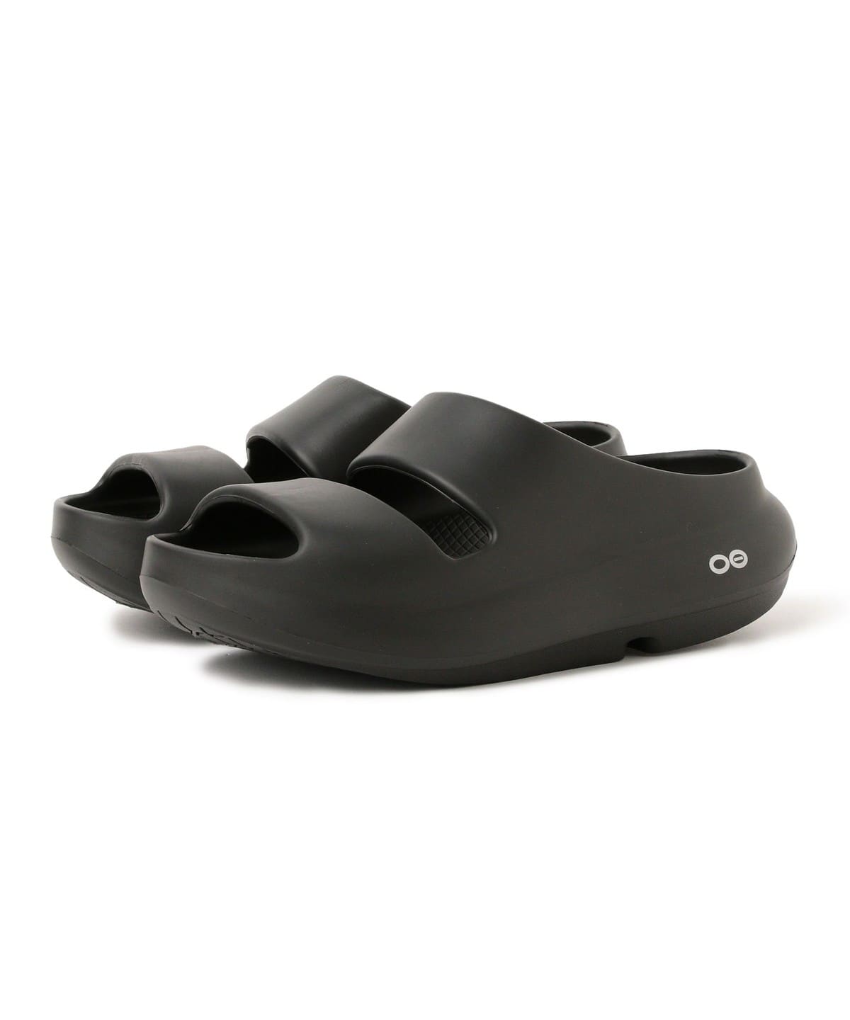 【リカバリーサンダル】OOFOS ウーフォス / OOyea(23 25cm) シューズ WOMEN BLACK 25(M6/W8) 【リカバリーサンダル】OOFOS ウーフォス / OOyea(23 25cm) シューズ WOMEN BLACK 25(M6/W8)