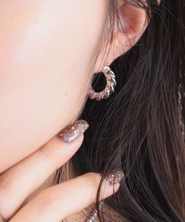 B:MING by BEAMS（ビーミング by ビームス）ツイスト ピアス