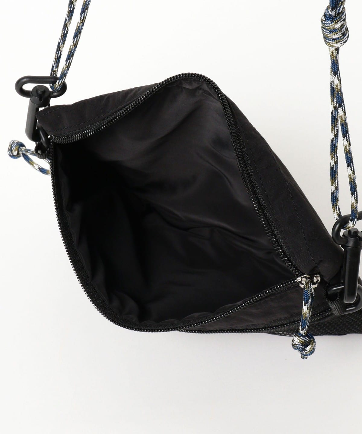 EG 幾何学模様サコッシュ WEEKEND（ER） WEEKEND(ER) ウィークエンダー L MESH MINI