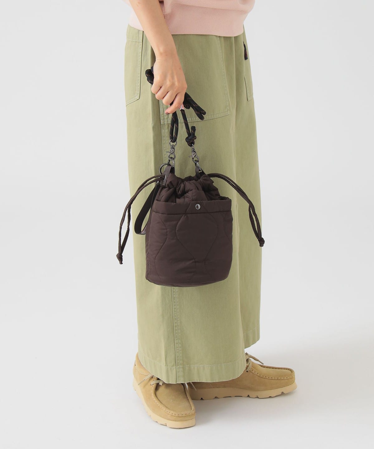 【別注】UNIVERSAL OVERALL ユニバーサルオーバーオール / 巾着 バッグ バッグ WOMEN BROWN ONE SIZE 【別注】UNIVERSAL OVERALL ユニバーサルオーバーオール / 巾着 バッグ バッグ WOMEN BROWN ONE SIZE