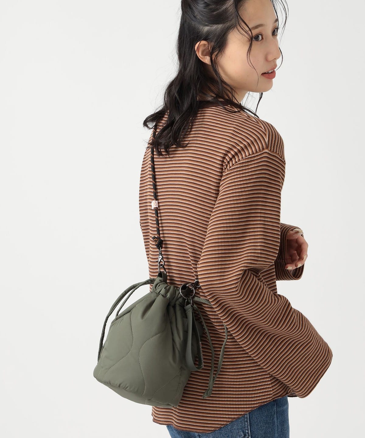 【別注】UNIVERSAL OVERALL ユニバーサルオーバーオール / 巾着 バッグ バッグ WOMEN OLIVE ONE SIZE 【別注】UNIVERSAL OVERALL ユニバーサルオーバーオール / 巾着 バッグ バッグ WOMEN OLIVE ONE SIZE