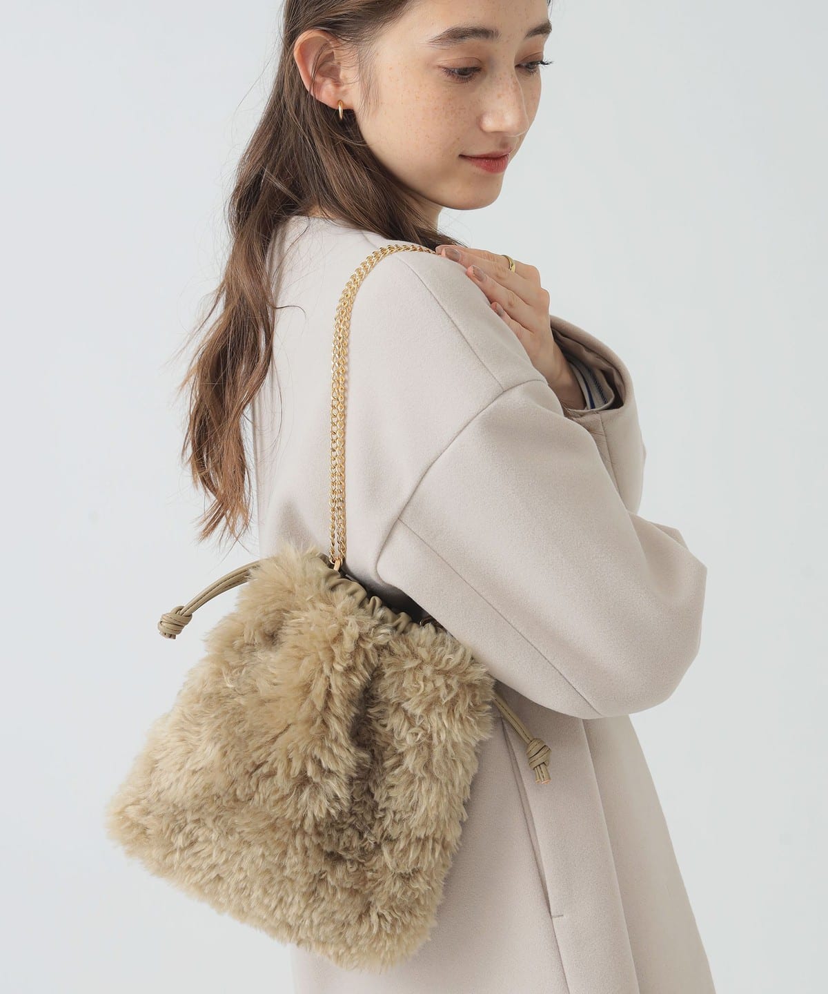 【美品】コーデ売り♡ボアコート＆丸型ファー チェーンショルダーバッグ B:MING by BEAMS（ビーミング by ビームス）フェイク ファー チェーン