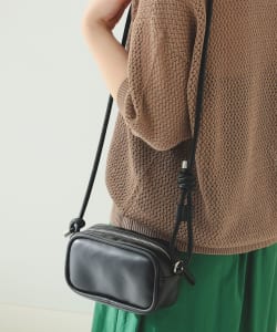 ▲B:MING by BEAMS / フェイクレザー スクエア ショルダーバッグ