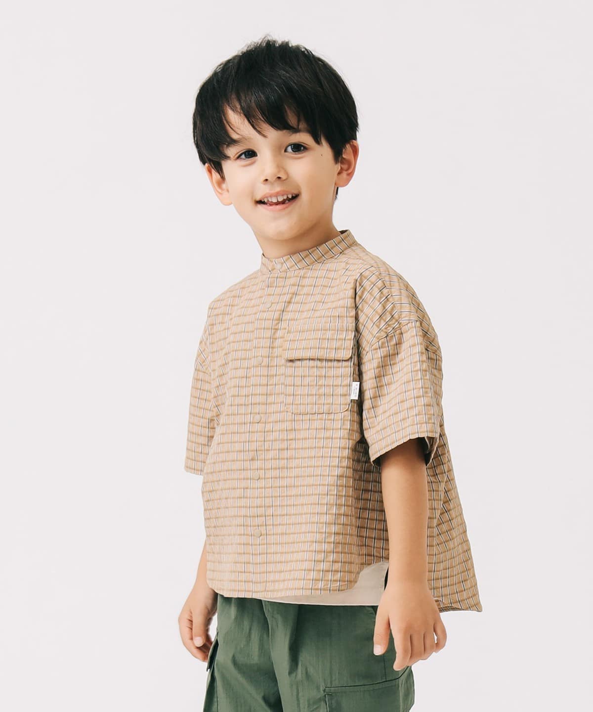 バックプリント ショートスリーブ バンドカラーシャツ 2025SS(100 140cm) シャツ・ブラウス BEIGE 140 バックプリント ショートスリーブ バンドカラーシャツ 2025SS(100 140cm) シャツ・ブラウス BEIGE 140