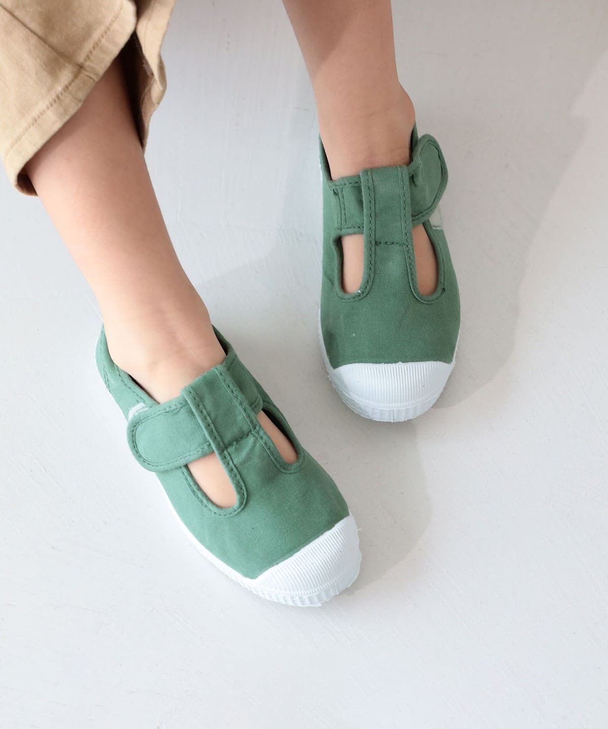 Cienta シエンタ / T STRAP (14 18cm) シューズ LT. GREEN 17 Cienta シエンタ / T STRAP (14 18cm) シューズ LT. GREEN 17