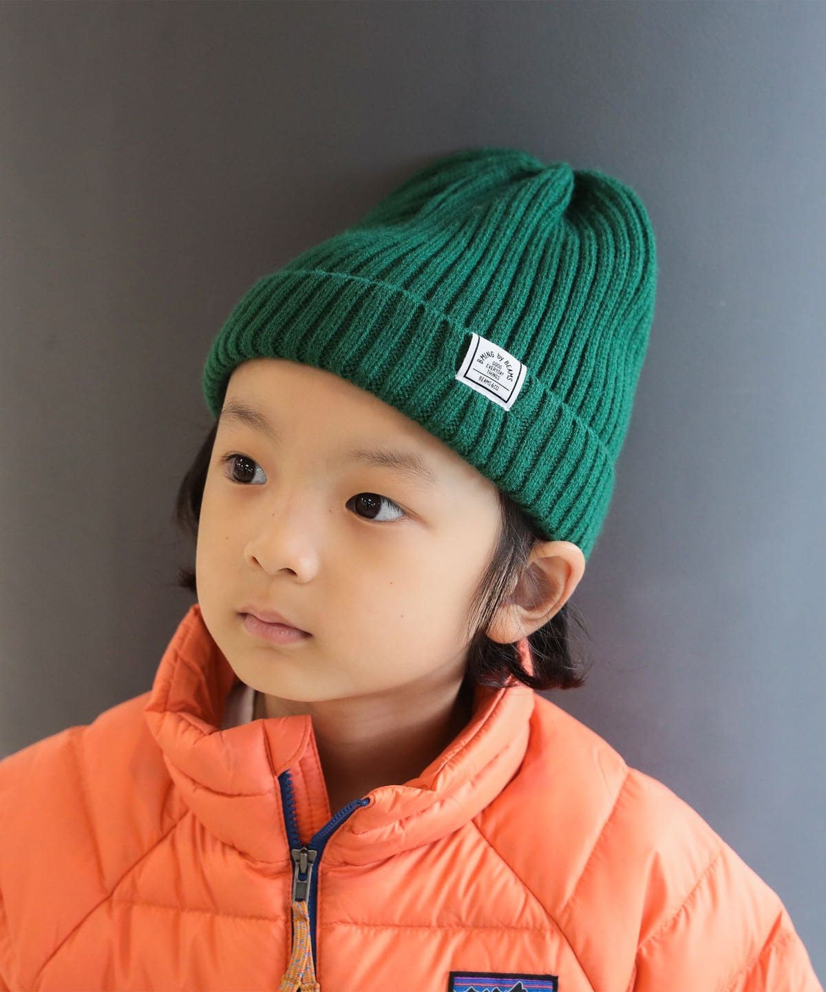 GUCCI ブラック リブ編み ビーニー グッチアニマリエ ビー/蜂 黒 アンティーク調ゴールド金具 ユニ