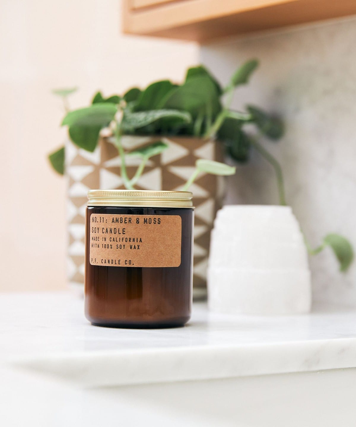 P. F. CANDLE CO. / 7.2oz Soy Wax Candle インテリア WOMEN AMBER & MOSS ONE SIZE P. F. CANDLE CO. / 7.2oz Soy Wax Candle インテリア WOMEN AMBER & MOSS ONE SIZE