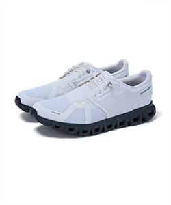 〈MEN〉 On / Cloud 6