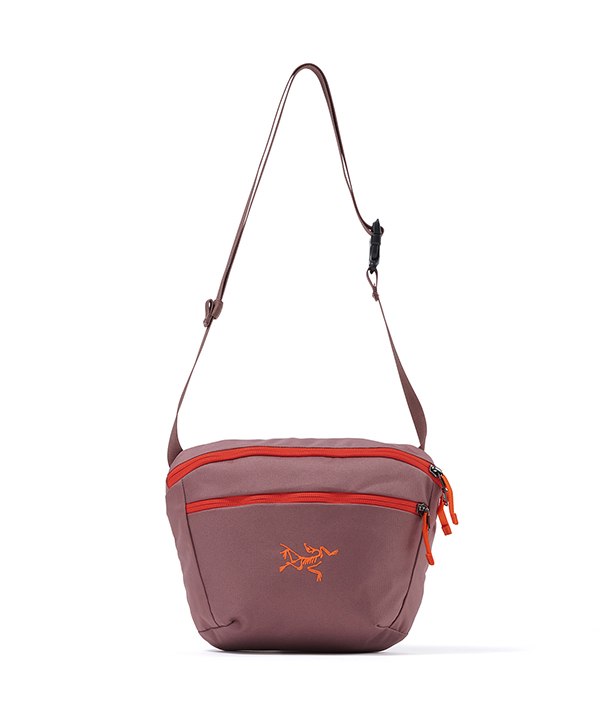 BEAMS ARC'TERYX / MANTIS 2L Waist Pack（包包側背包）網購｜BEAMS