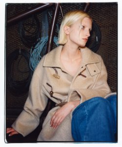 【2/9再降價】maturely / 女裝 長毛絨 人字紋 牛角扣 大衣