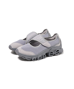 〈WOMEN〉adidas / ADIFOM MEGAJANE