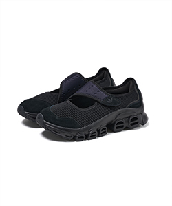 〈WOMEN〉adidas / ADIFOM MEGAJANE
