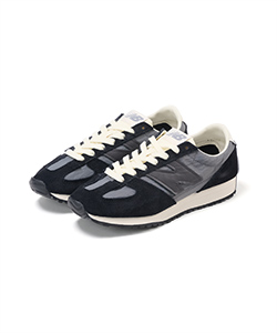 〈WOMEN〉New Balance / U471