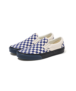 〈WOMEN〉VANS / Classic SlipOn