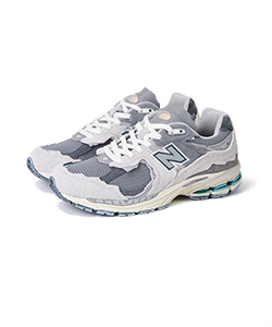 〈WOMEN〉New Balance / M2002RDA