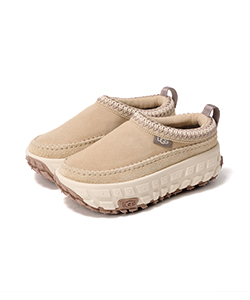 〈WOMEN〉UGG(R)  / Venture Daze