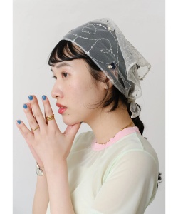 Sara Mallika / 女裝 亮片刺繡 絲巾