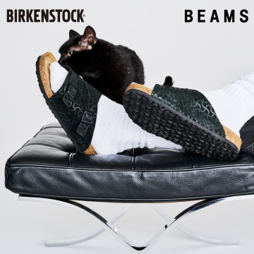 掀起廣大話題的〈BIRKENSTOCK〉×〈BEAMS〉聯名系列。將『ZURICH』鞋型的“骨紋”設計變換配色再登場